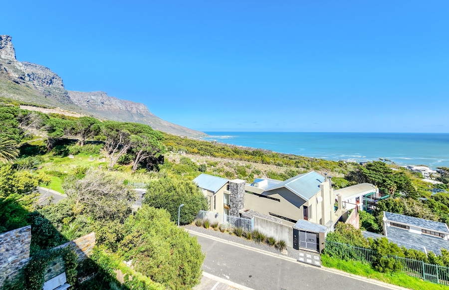 11 Bedroom Property for Sale in Bakoven Western Cape